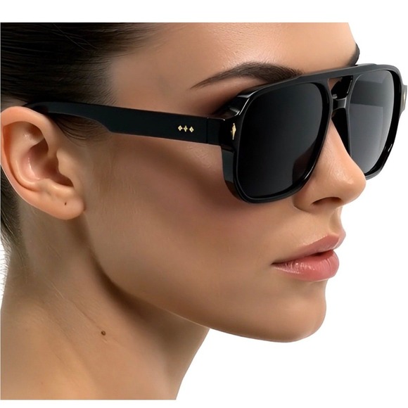 Accessories - Trendy Black Aviator Sunglasses Women Square Frame Oversized Designer Style 2026